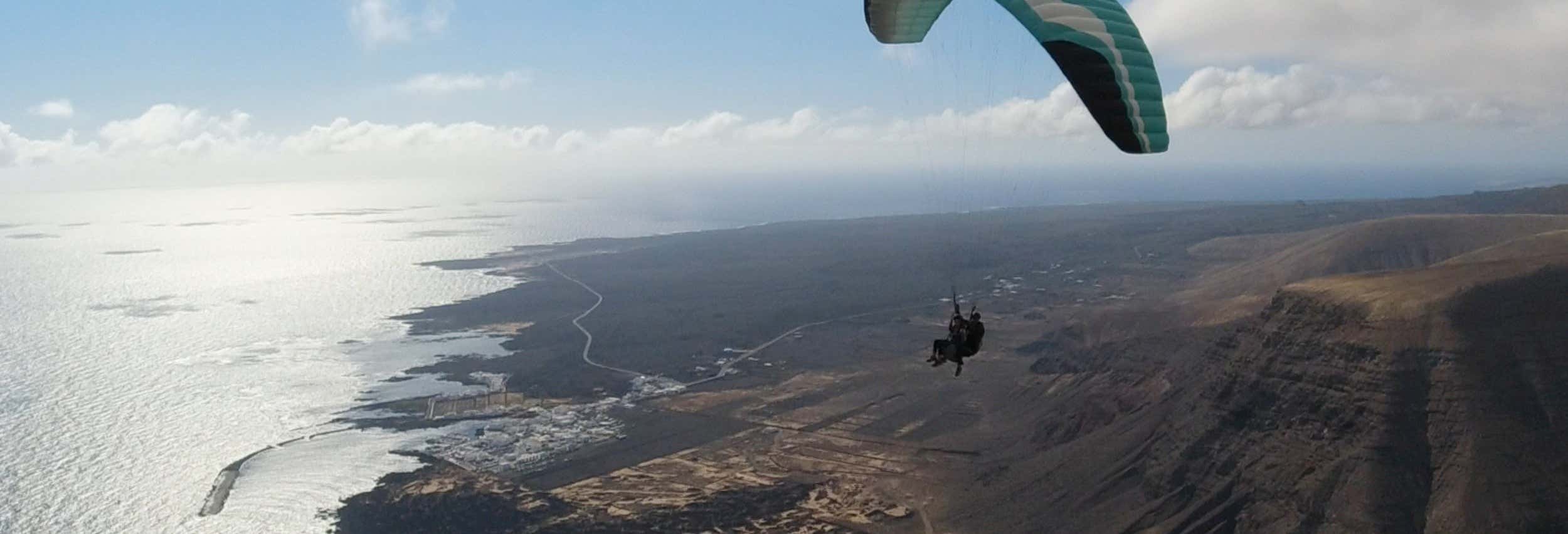 Lanzarote Paragliding Flight