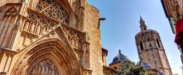 Visite de la Valence médiévale