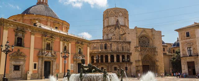 Visite guidée de Valence et de la Loge de la Soie