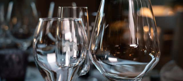 Cata de vinos a ciegas + Comida o cena