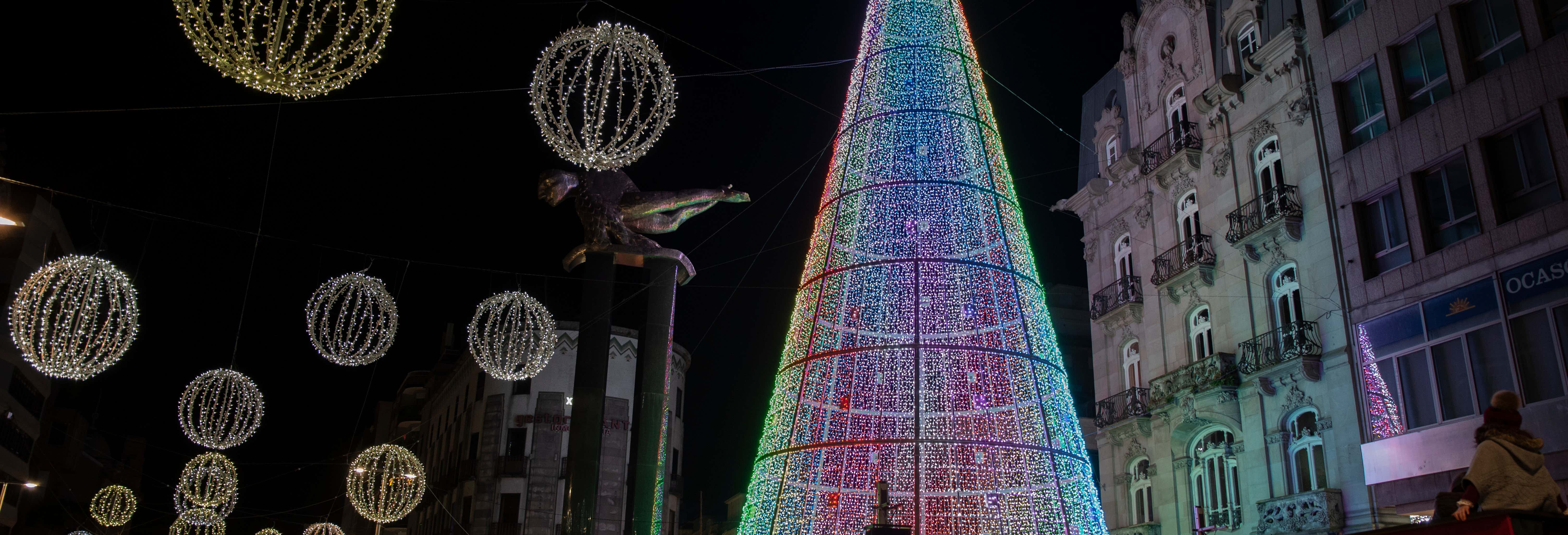 Vigo Christmas Lights Free Tour