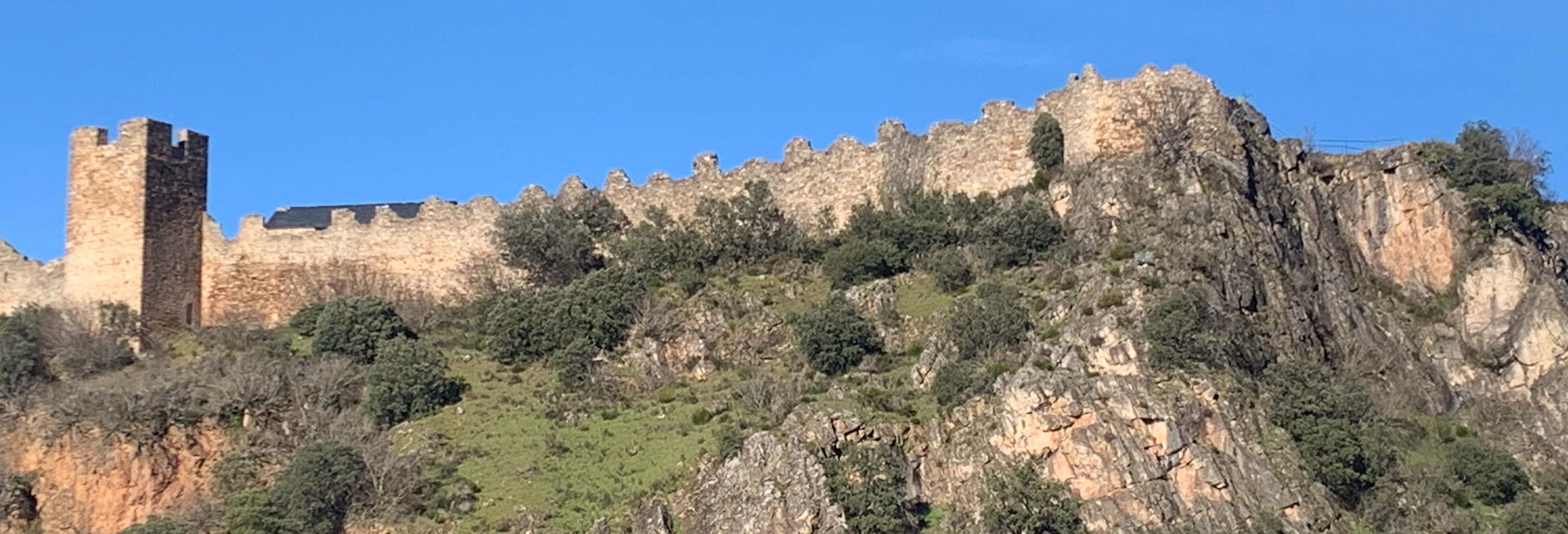 Visita guidata del Castello di Cornatel