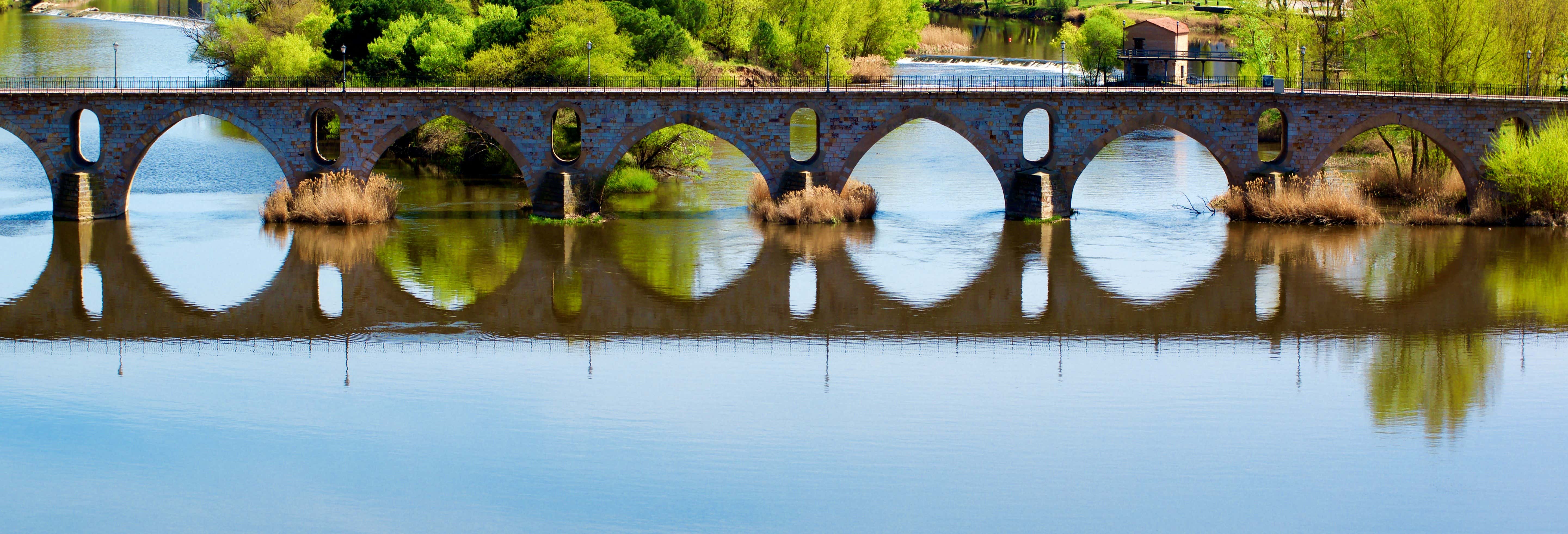 Tour della Zamora medievale