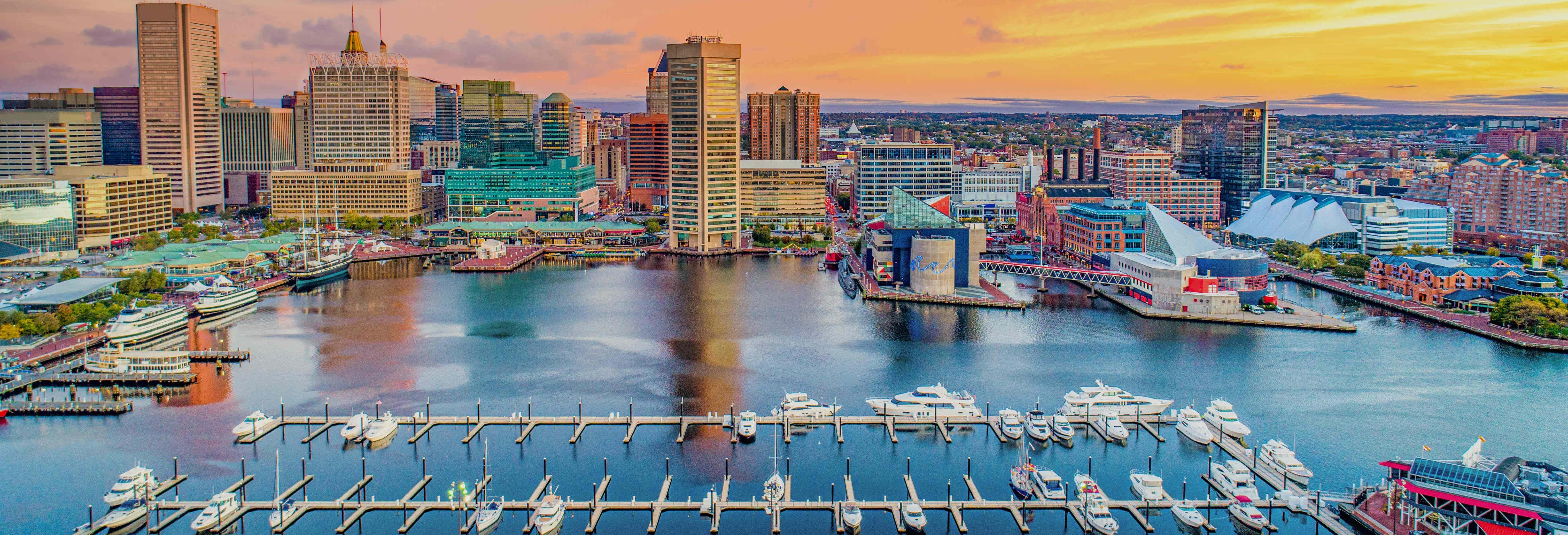 Giro in barca nel porto di Baltimora