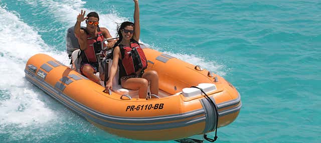 Guida di un motoscafo a Fajardo