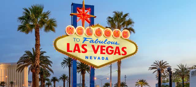 Matrimonio con Elvis al cartello di Las Vegas