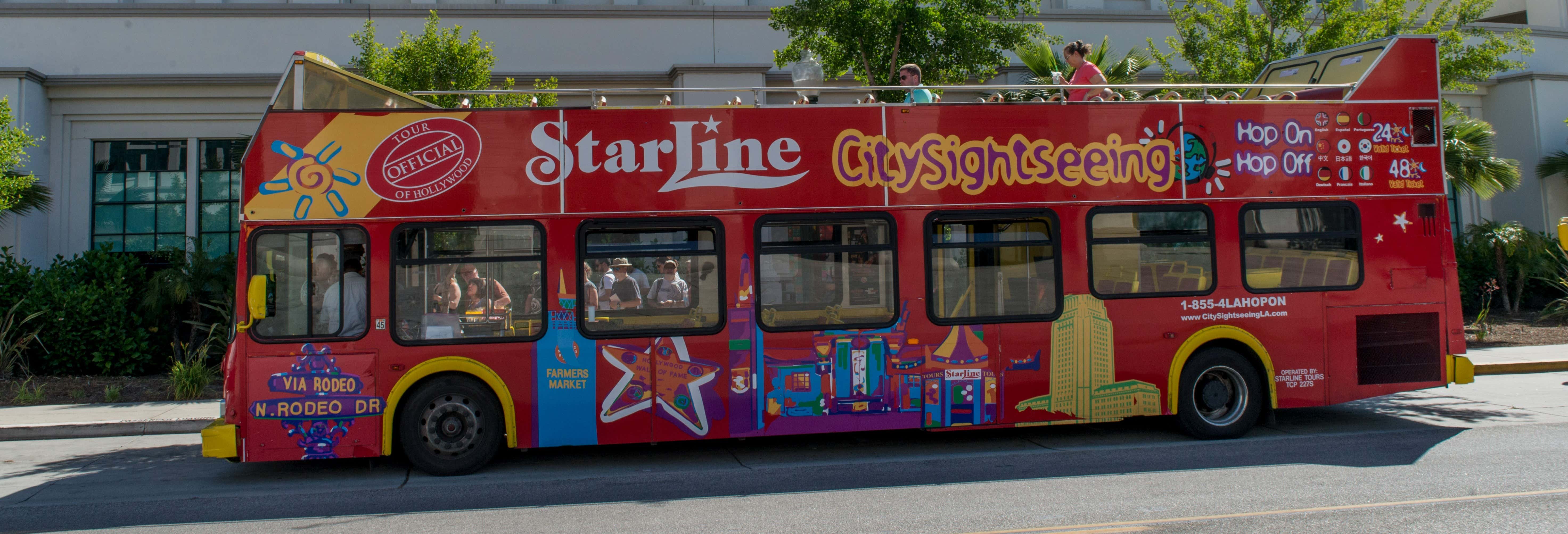 Autobus turistico City Sightseeing + Tour delle ville dei VIP