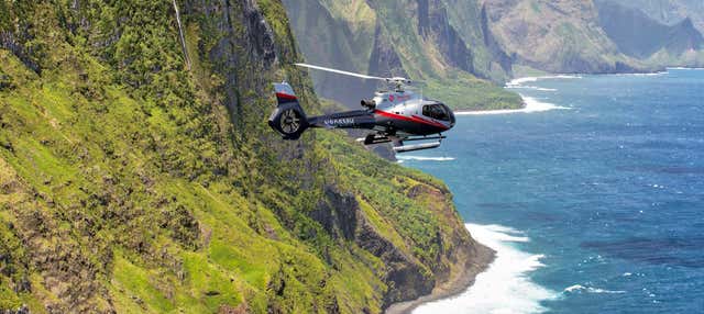 Giro in elicottero sulla foresta tropicale di Hana