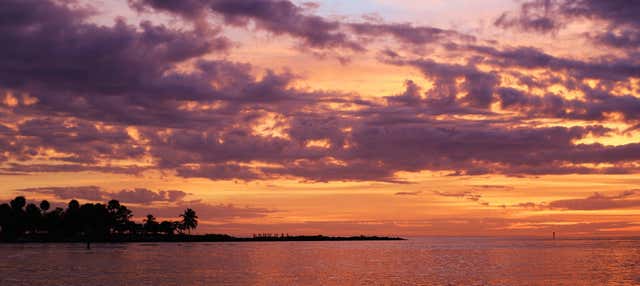 Giro in barca al tramonto a Naples
