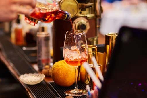 Imagen de Crucero de lujo con cena y música en directo