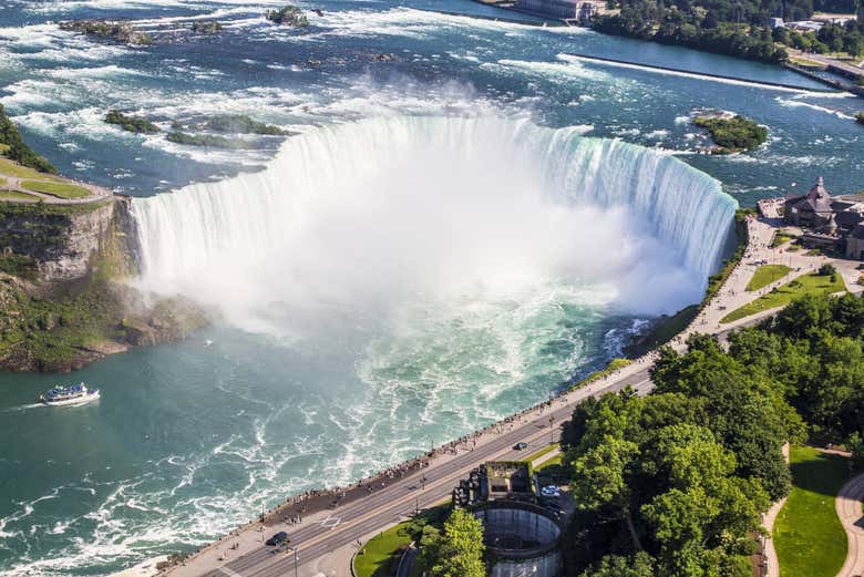 Excursión a las Cataratas del Niágara en avión