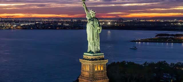 Complete New York Helicopter Tour from Westcherster
