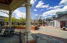 Woodbury Common Premium Outlets Shopping Day Trip