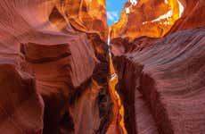 Trilha pelo Antelope Canyon X
