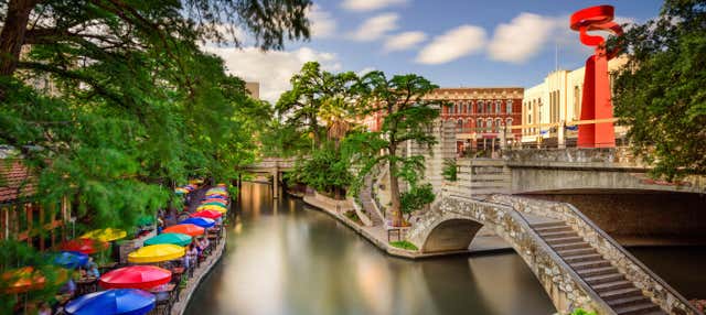 Tour di San Antonio per piccoli gruppi + Giro in barca