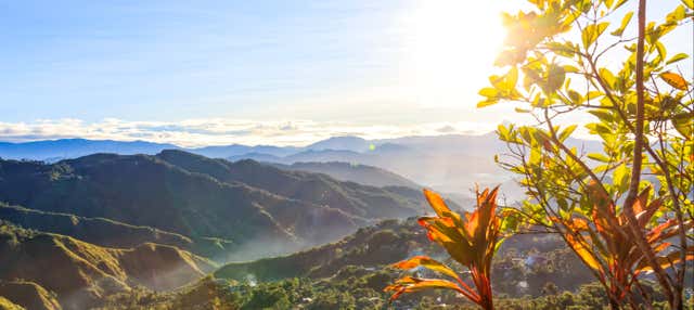 Belvedere di Kennon Road, villaggio Tam-Awan e Accademia Militare