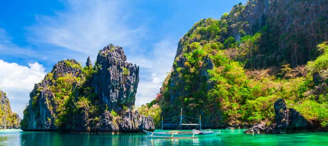 Tour privato di Coron in motoscafo