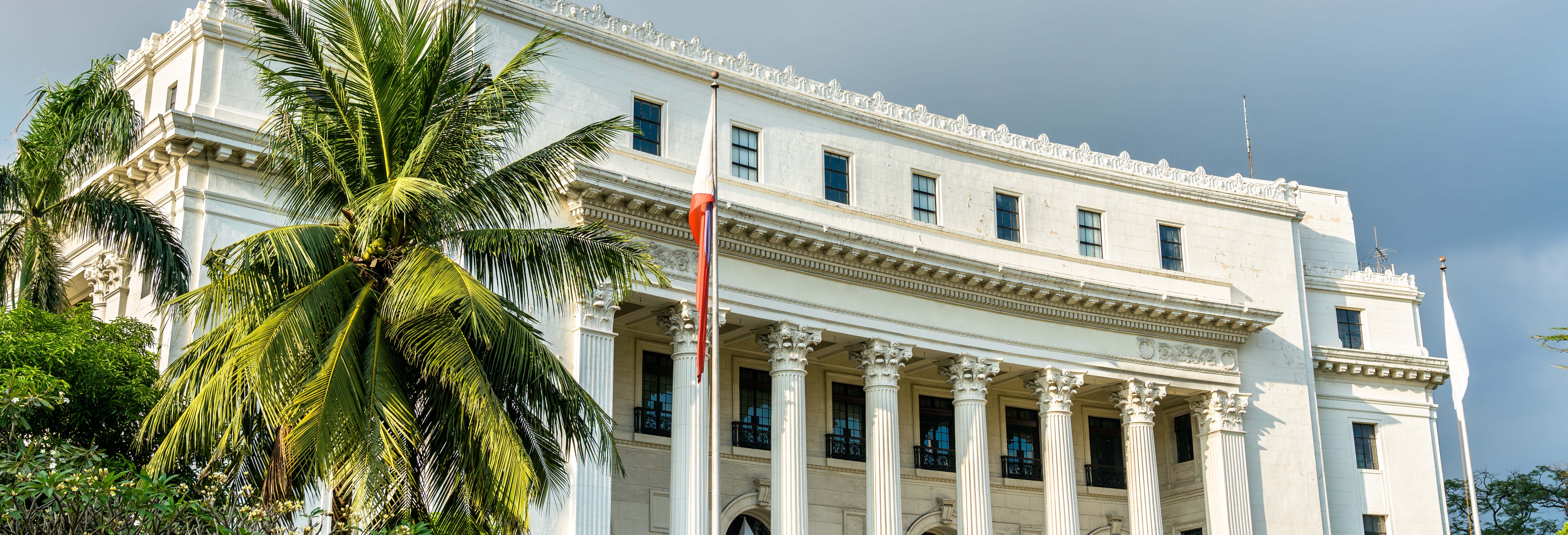 Private Guided Tour of Rizal Park & Manila Museums