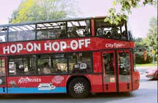 Autobús y barco turístico de Helsinki