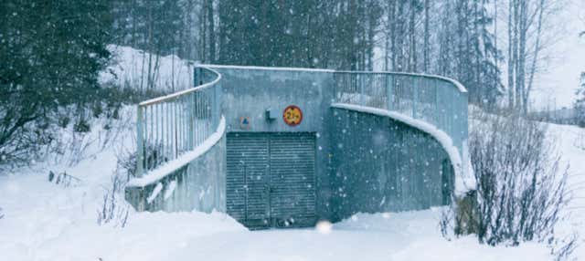 Tour por los búnkeres y refugios subterráneos de Helsinki