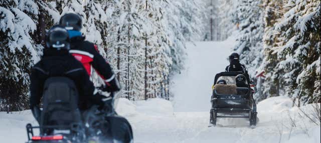 Villaggio di Babbo Natale in motoslitta + Giro in slitta con renne
