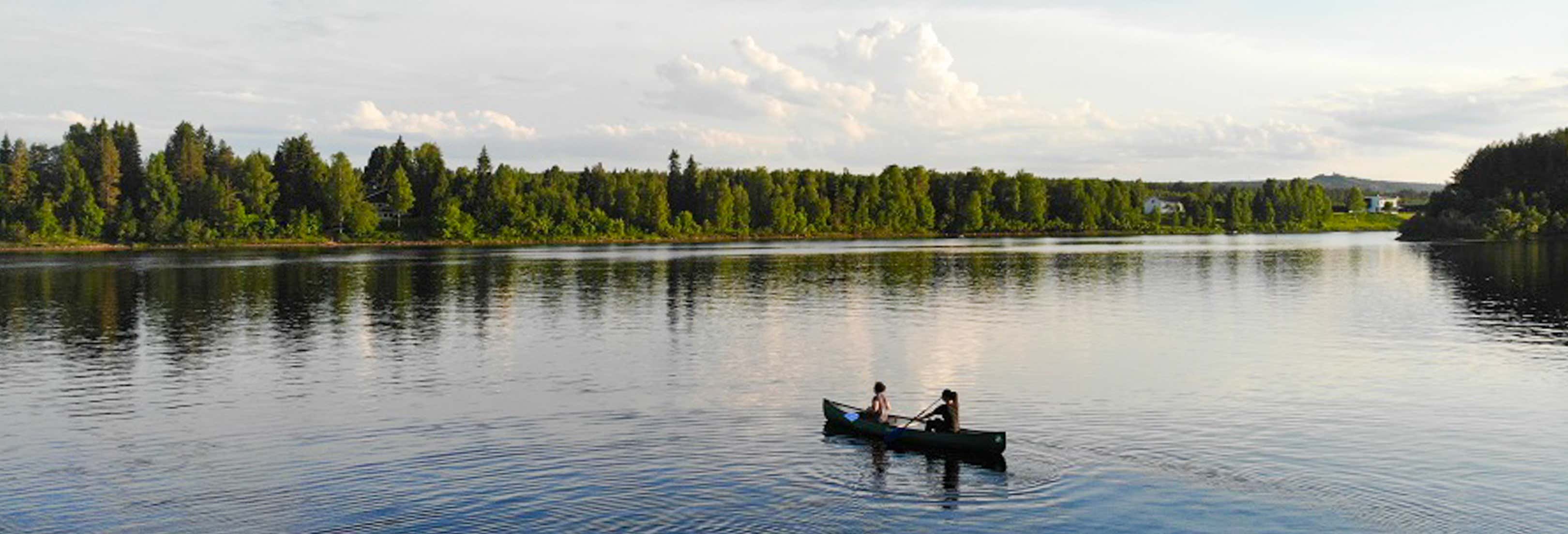Paseo en canoa por Rovaniemi