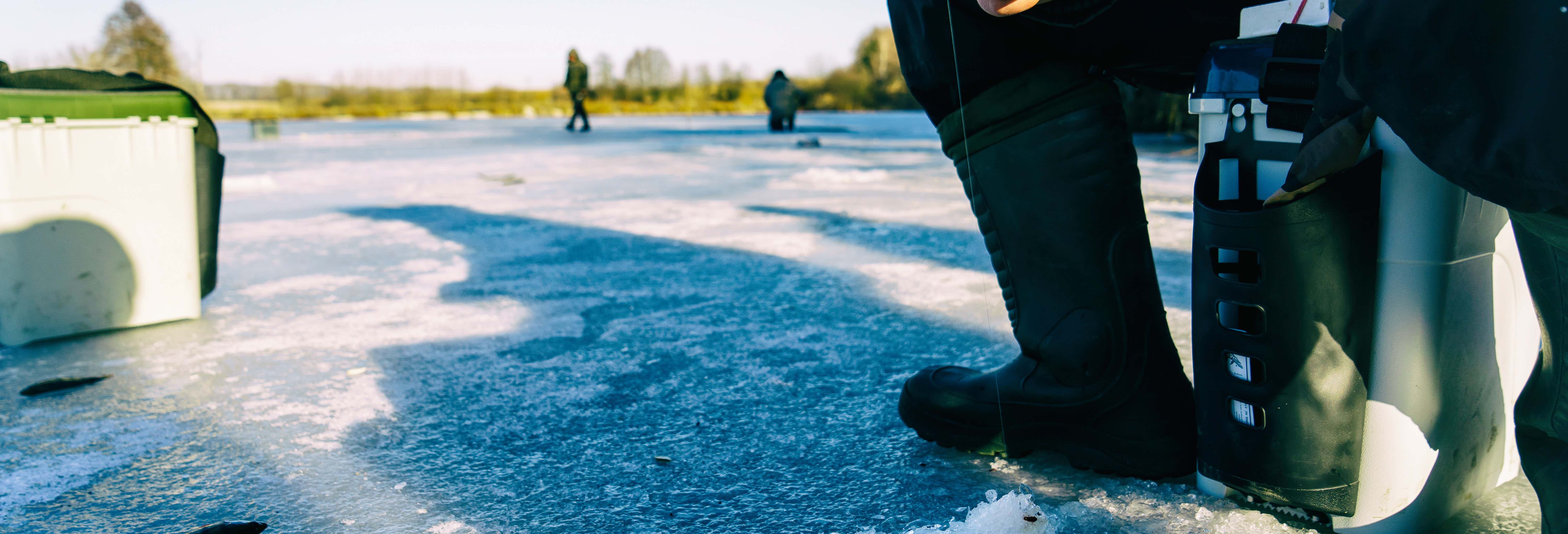 Pesca no gelo em Rovaniemi