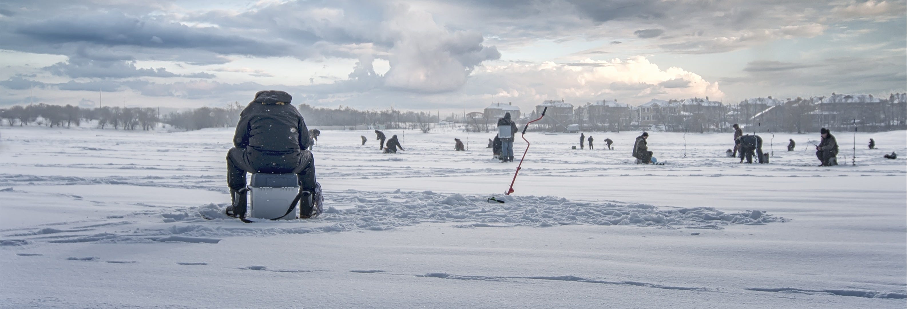 Saariselkä Ice Fishing Tour