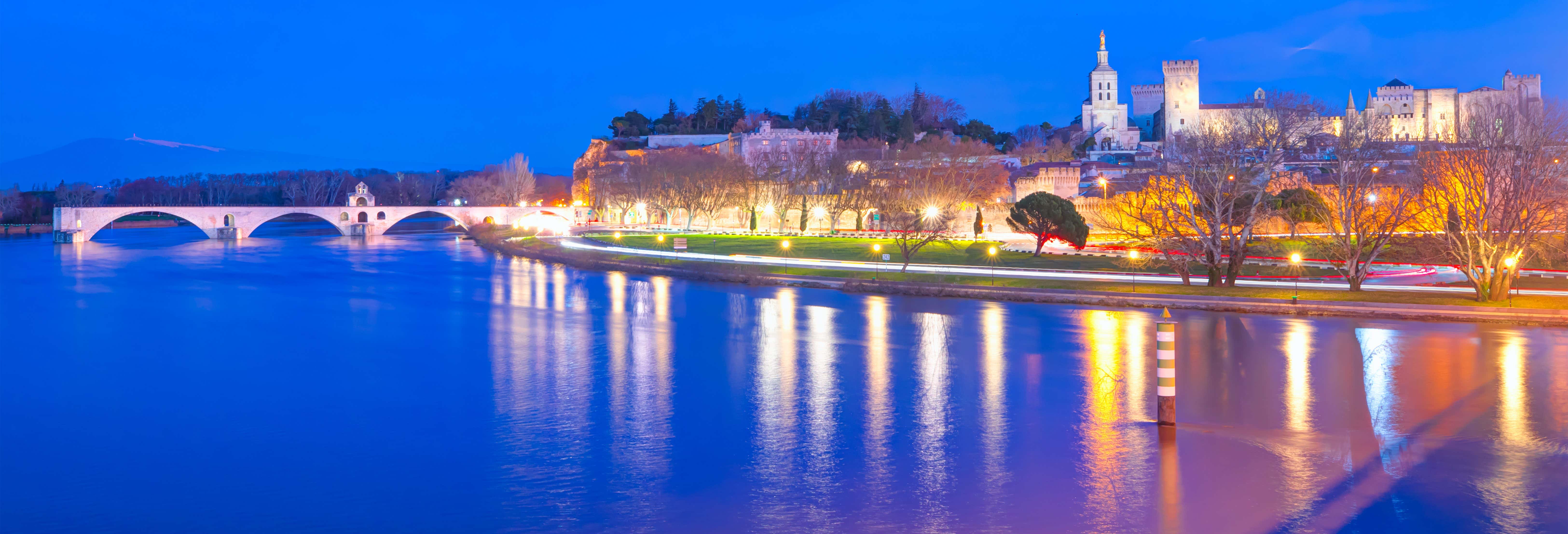 Tour serale di Avignone