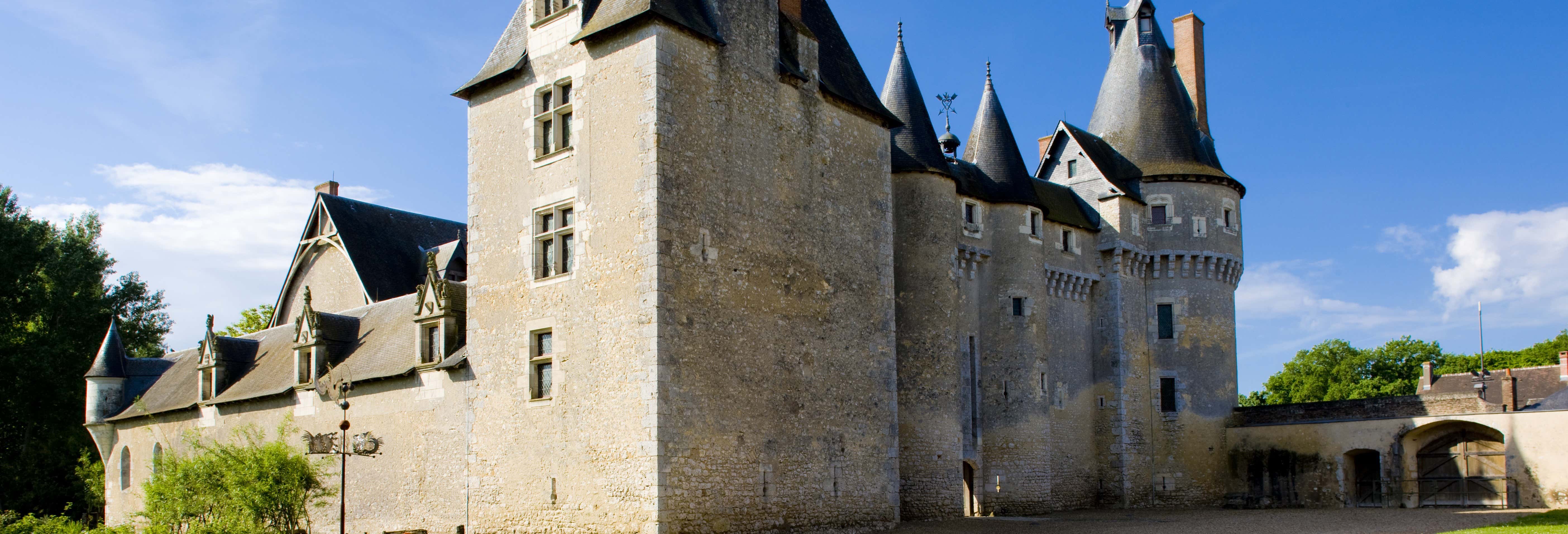 Fougères-sur-Bièvre Castle Tickets