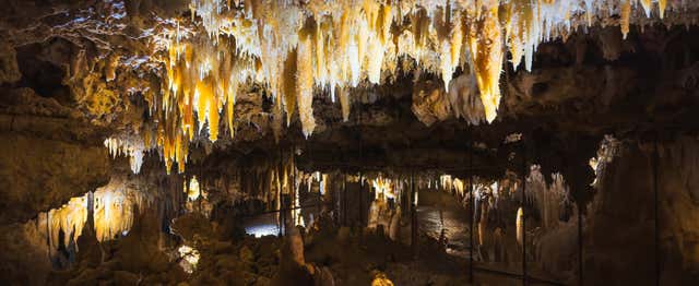 Visita guiada por la Grotte du Grand Roc