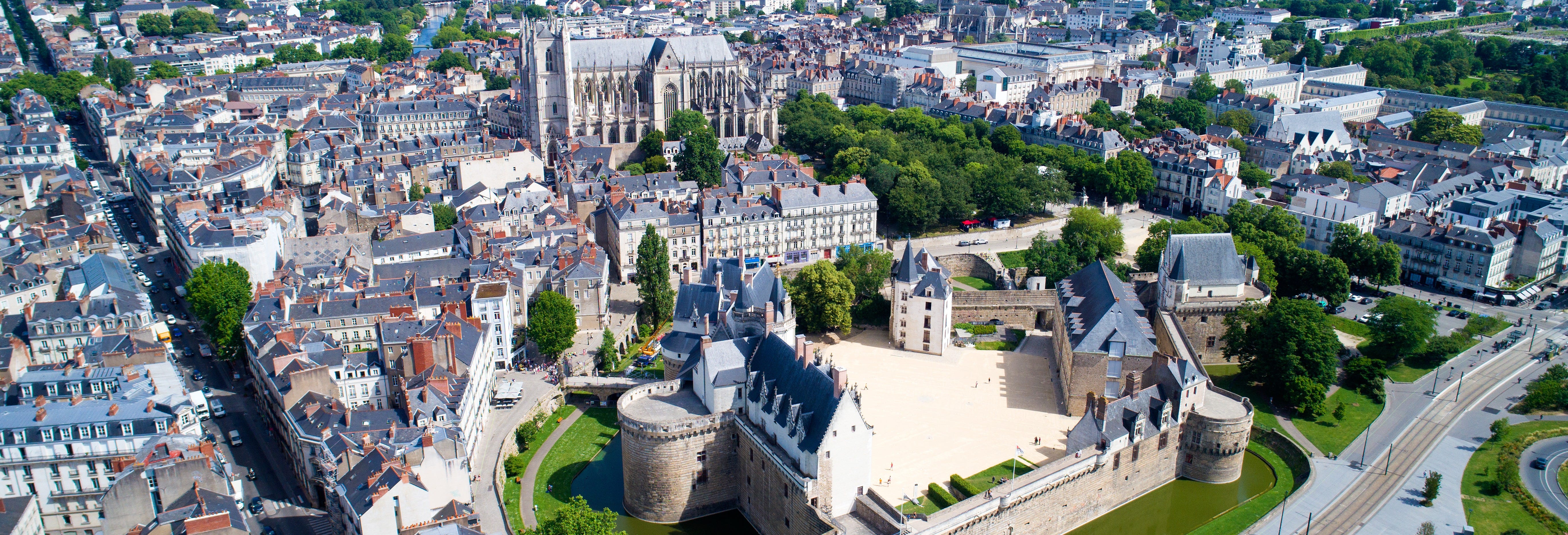 Free Walking Tour of Nantes