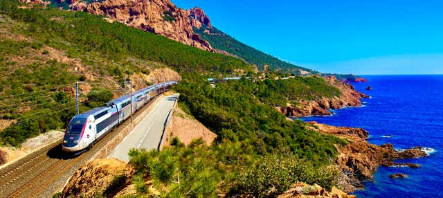 Escursione al Massiccio dell'Esterel in treno