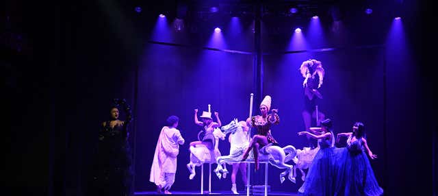 Cabaret e cena nel Paradis Latin