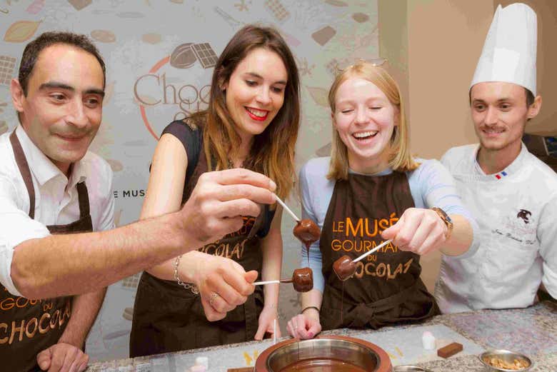 Taller de chocolate en el Choco Story de París