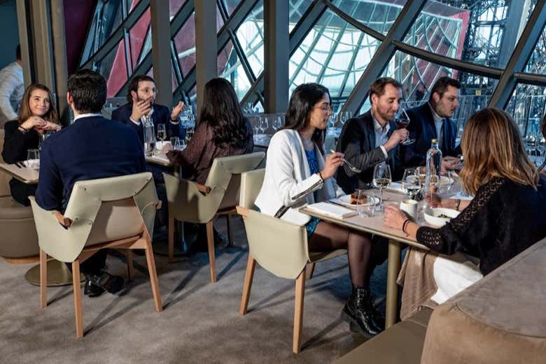 Comida en Madame Brasserie, el restaurante de la Torre Eiffel
