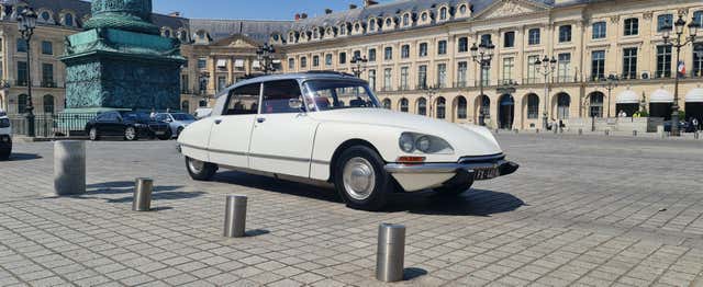 Balade privée en Citroën DS dans Paris