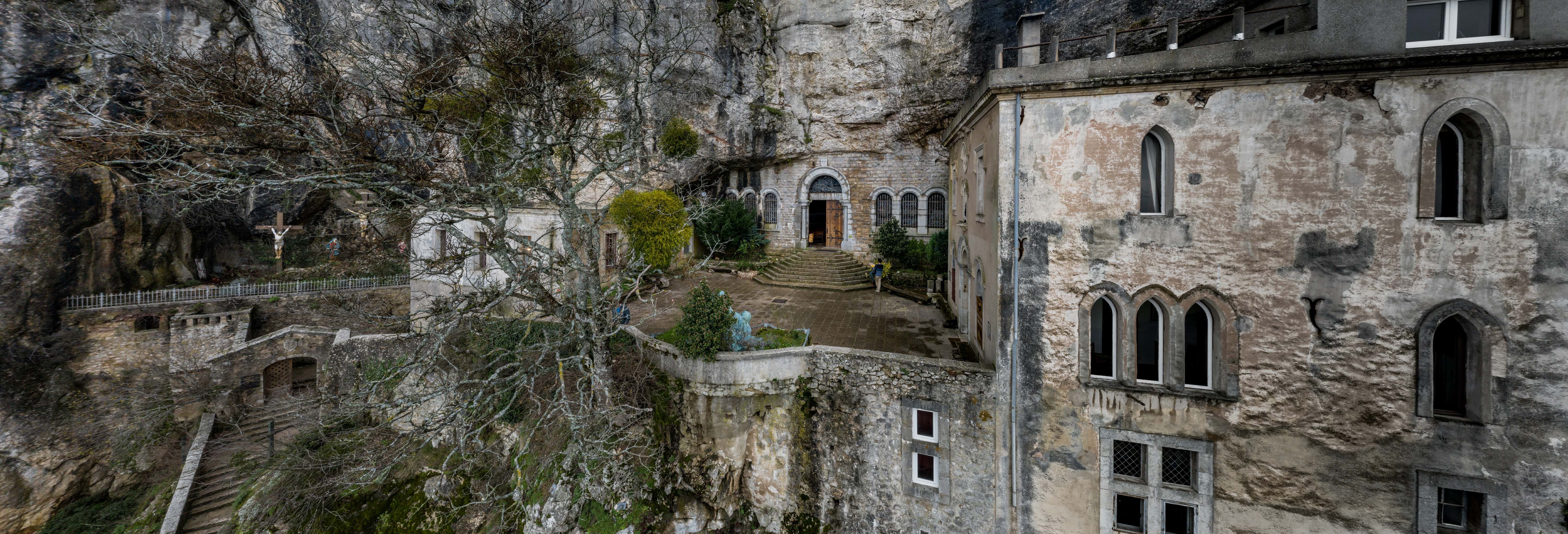 Senderismo hasta la gruta de Sainte-Baume, la cueva de María Magdalena