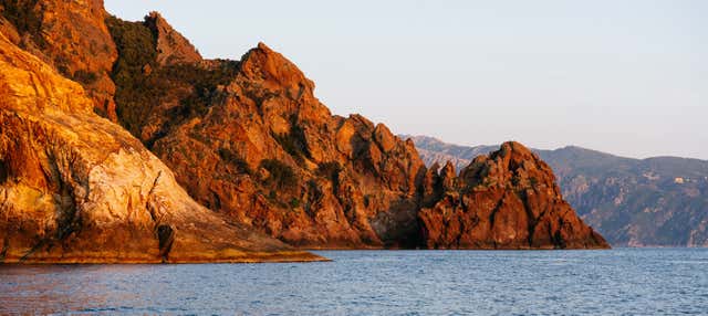 Escursione in barca a Scandola