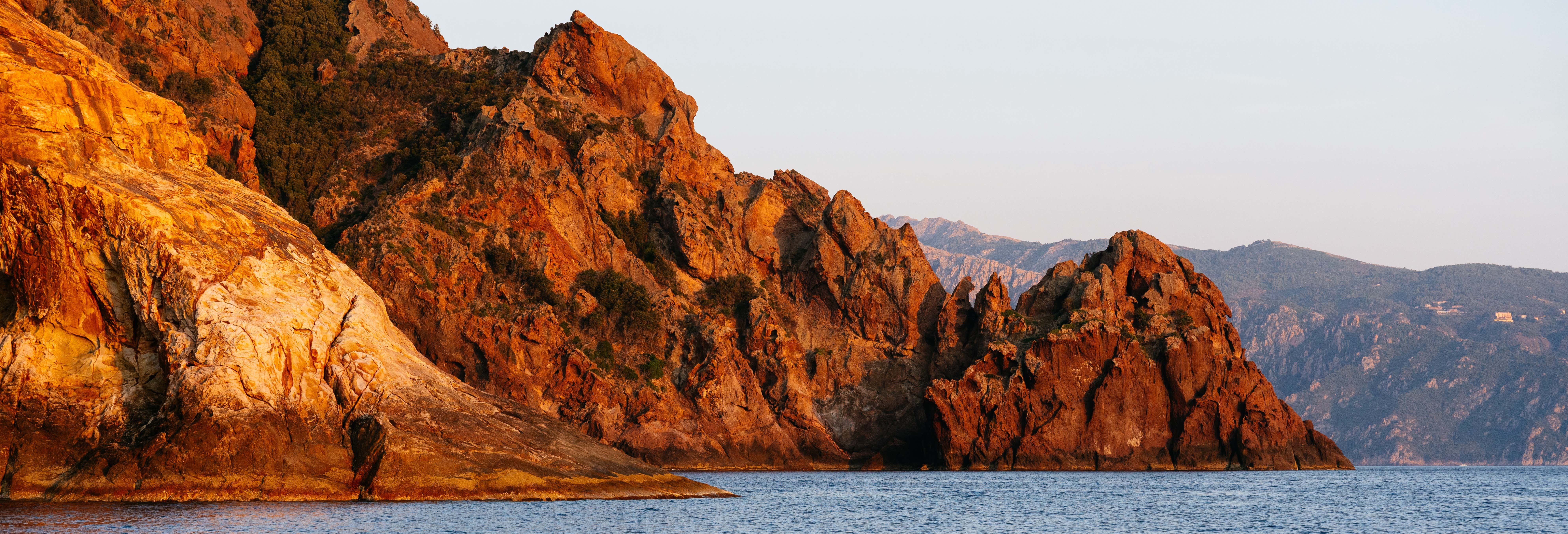 Escursione in barca a Scandola