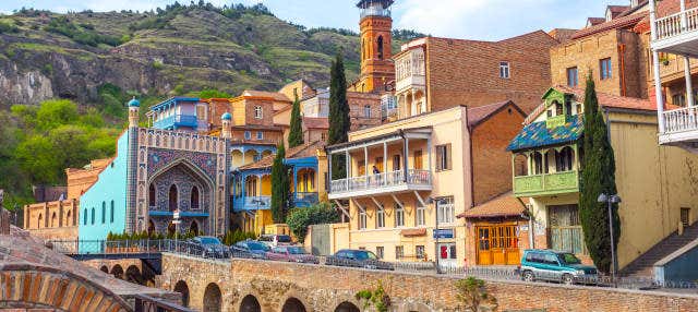 Autobus e battello turistico di Tbilisi + Mtskheta