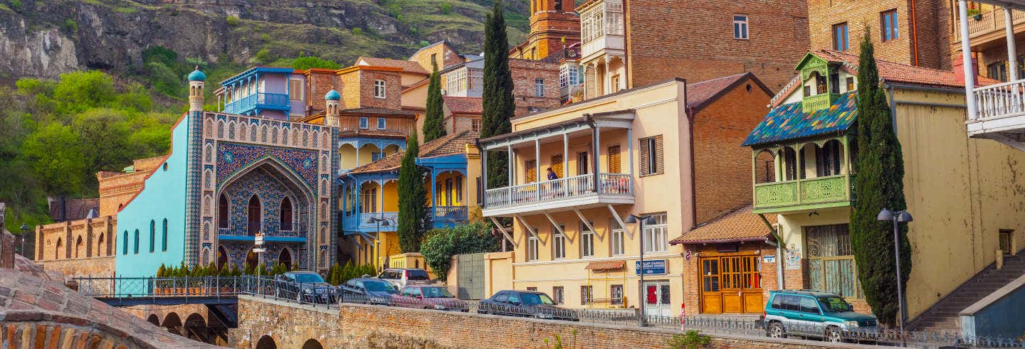 Autobus e battello turistico di Tbilisi + Mtskheta