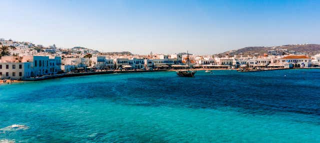 Traghetto tra Atene e Mykonos
