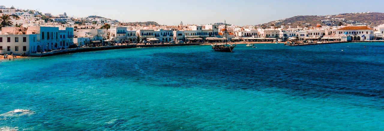 Traghetto tra Atene e Mykonos