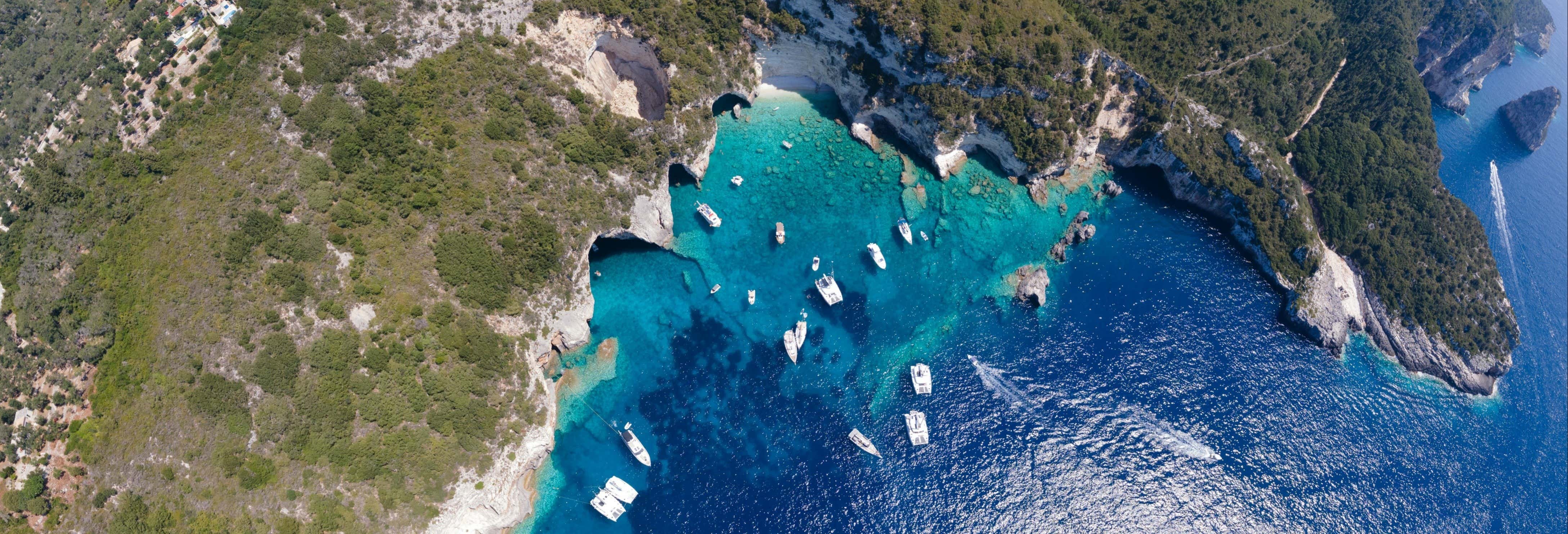 Escursione a Passo, alle Grotte blu e Lakka in barca