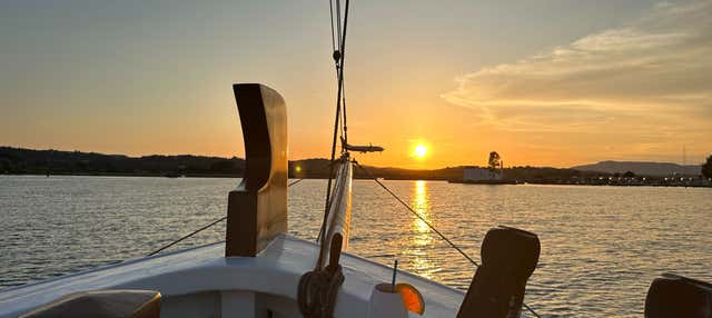 Giro in barca al tramonto a Corfù