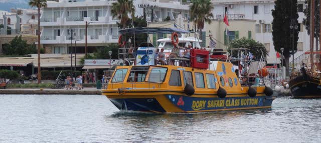 Giro in barca con fondo trasparente a Cos