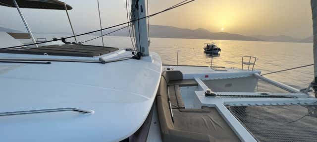 Giro in barca di Agios Georgios al tramonto