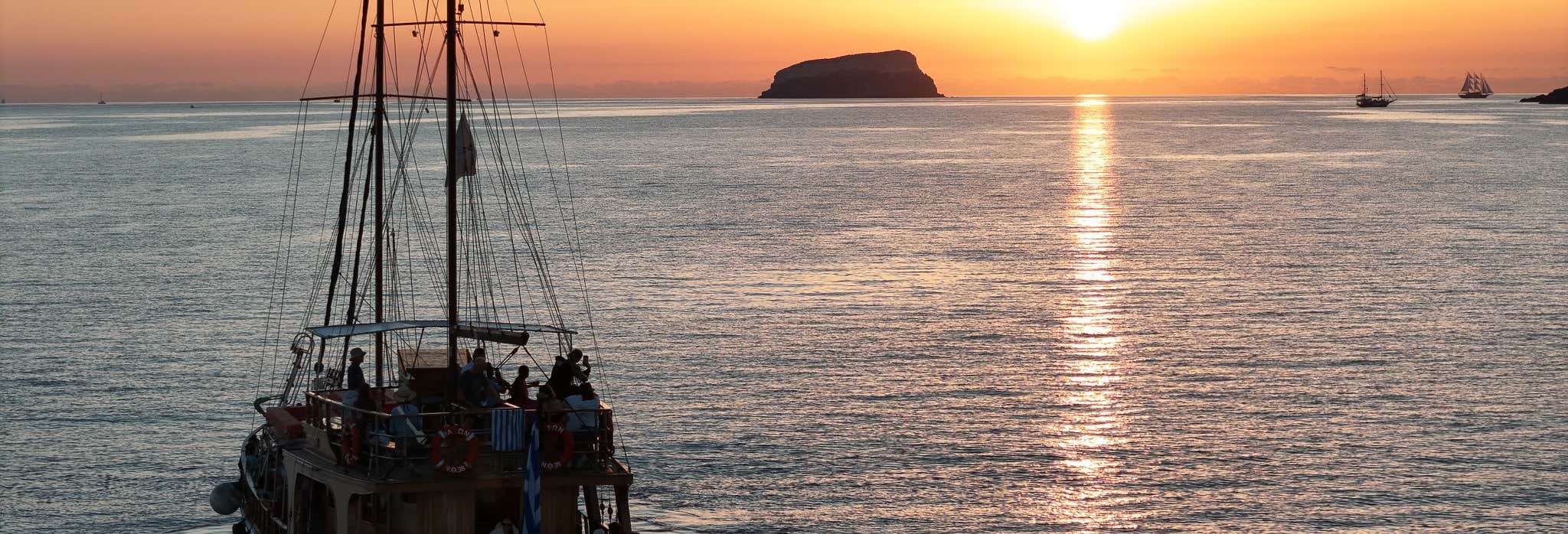 Santorini Sunset Boat Tour
