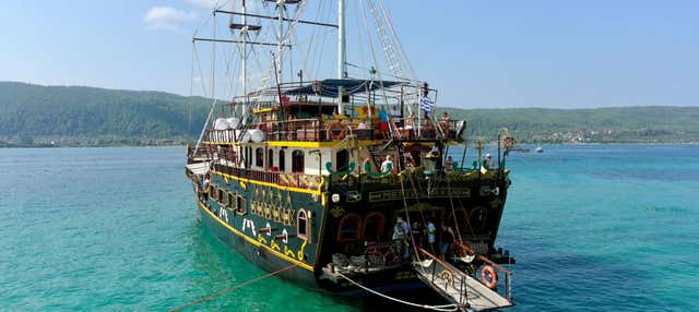 Giro in nave pirata nella Laguna Blu